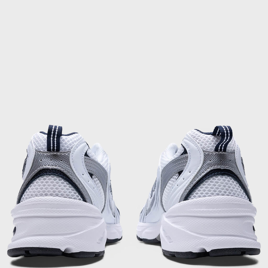 530 - White/Natural Indigo