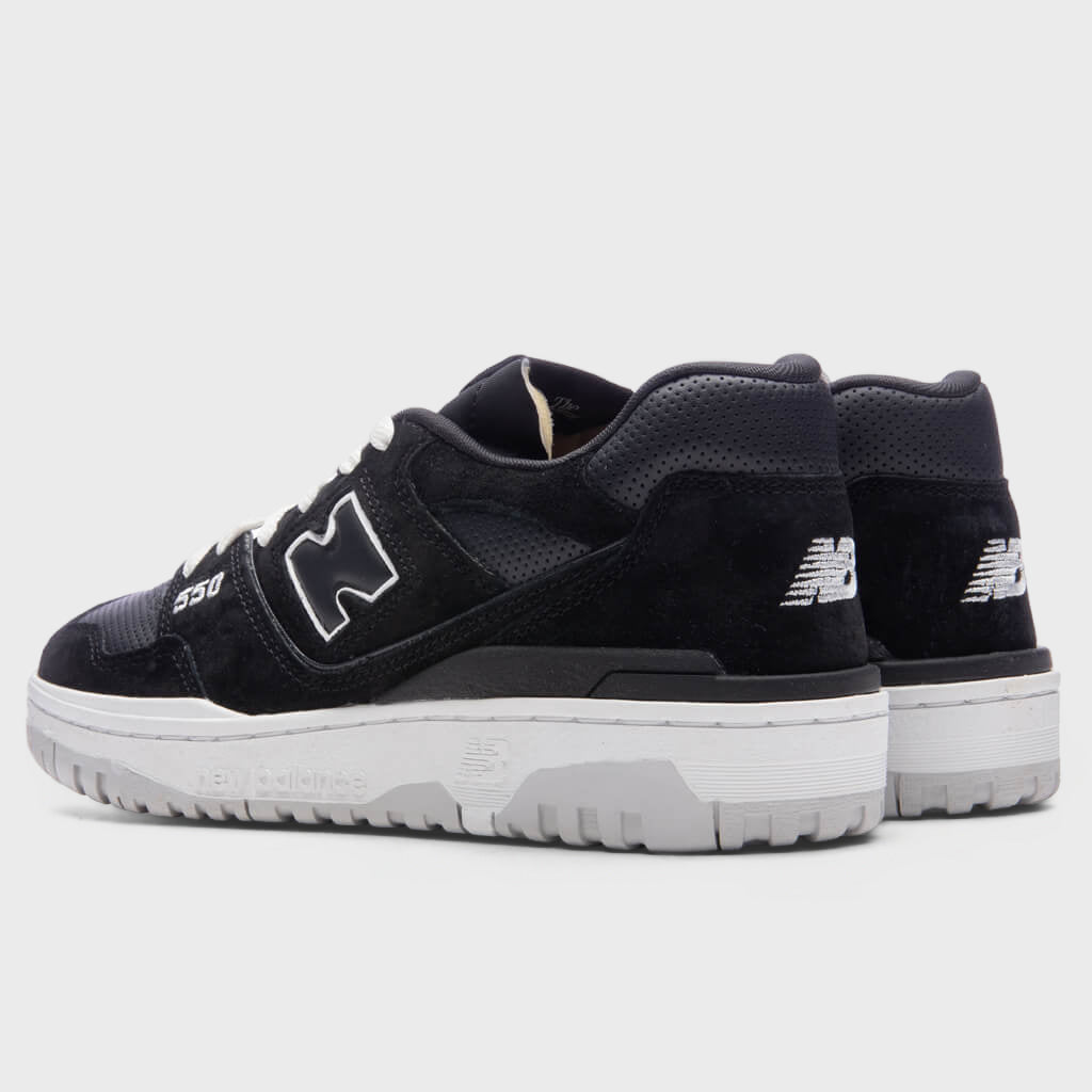 550 - Black/White/Grey Matter