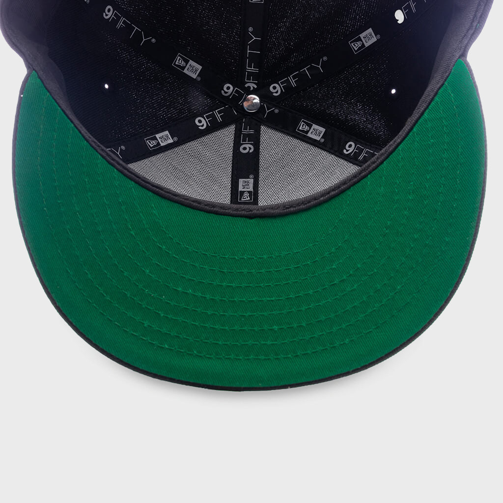 Old English F Snapback Hat w/ Pin - Black