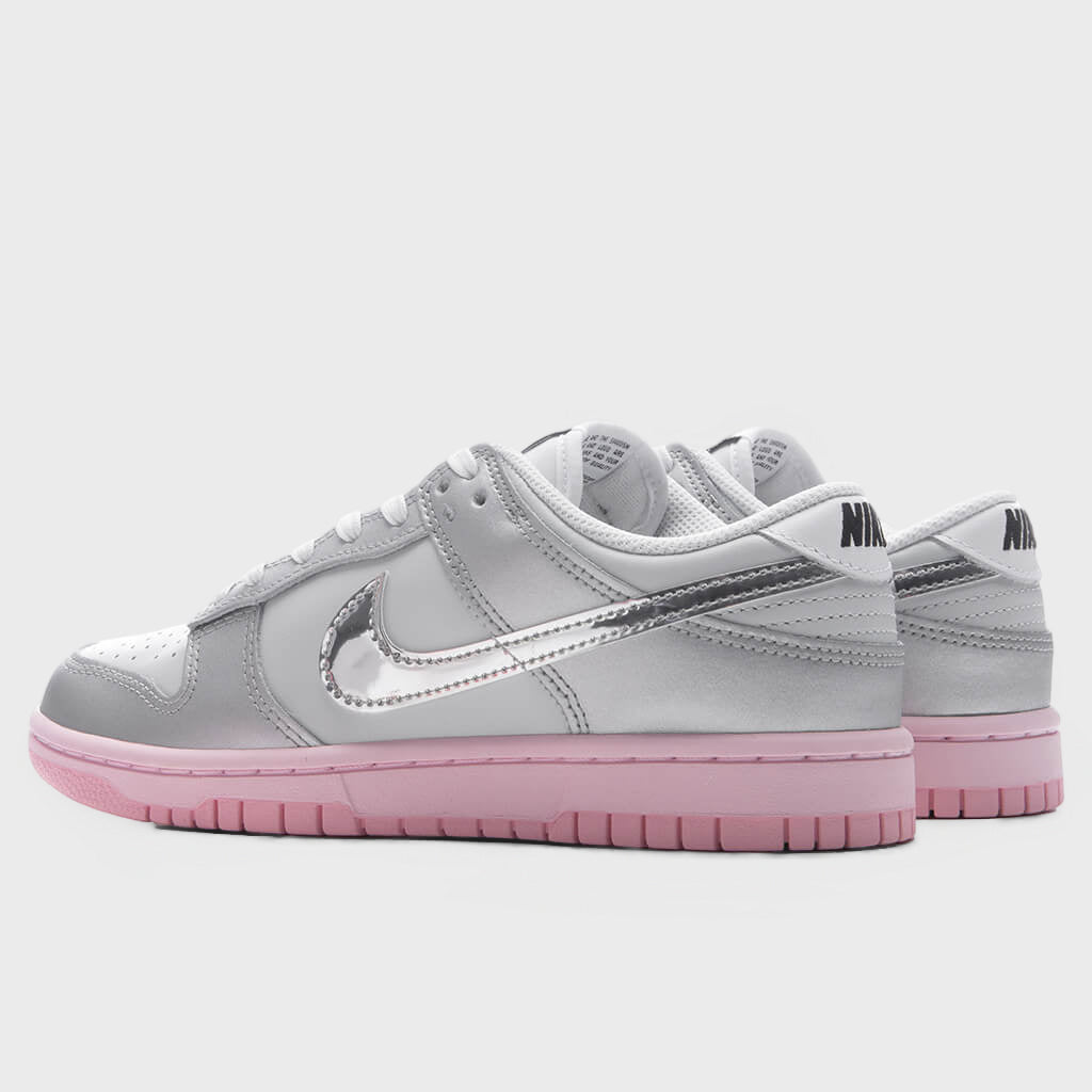 Women's Dunk Low LX - Photon Dust/Metallic Silver/Pink Foam