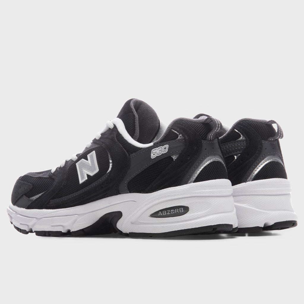 530 - Black/Magnet/Silver Metallic