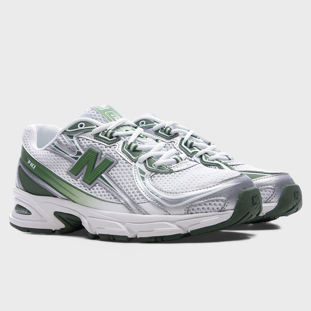 740 - White/Alpine Green/Silver Metallic