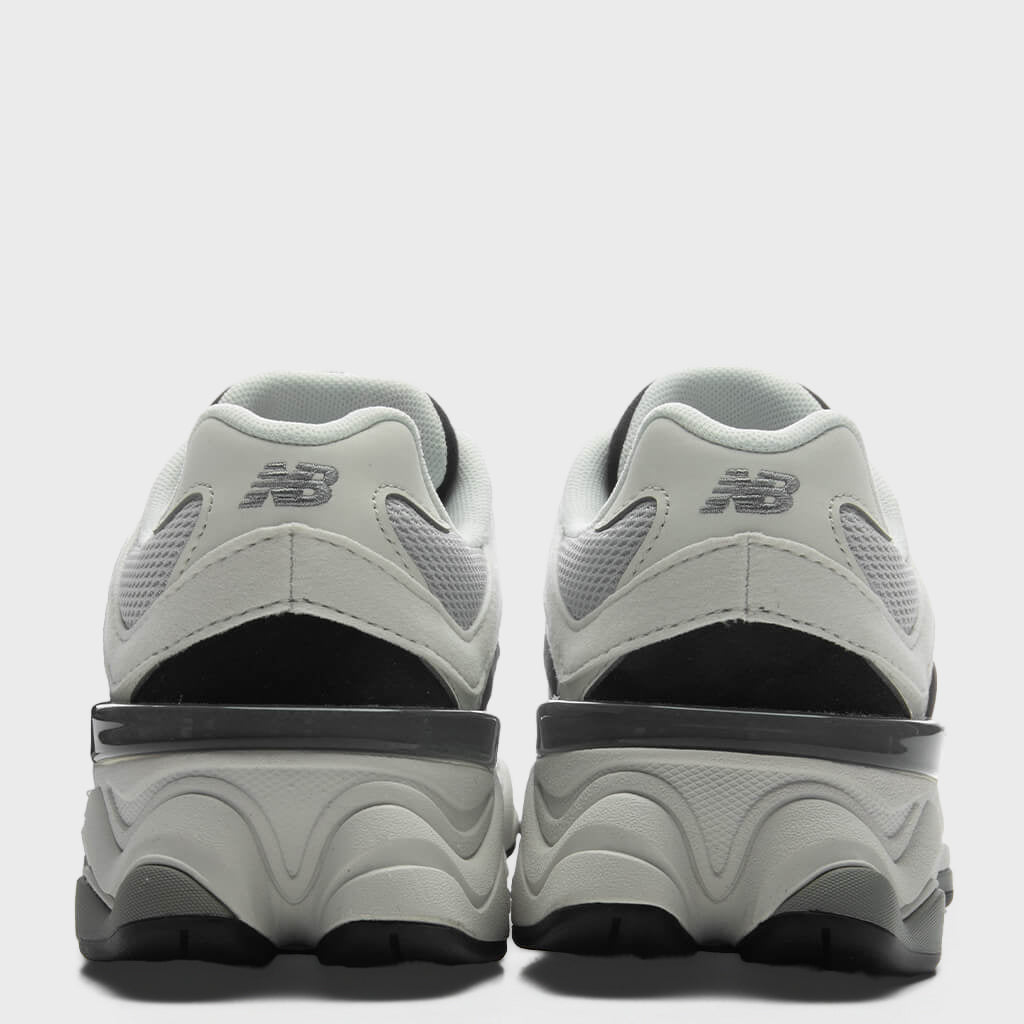 9060 Lace (GS) - Reflection/Grey Matter/Black