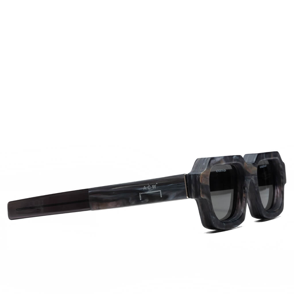 Caro - Black Marble
