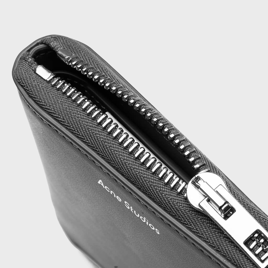 Zipped Wallet - Dark Grey