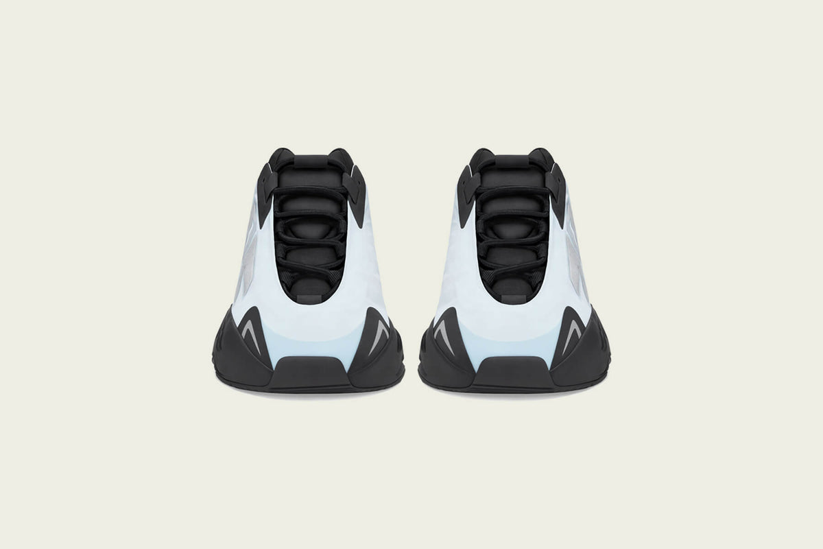 Yeezy 700 MNVN - Blue Tint