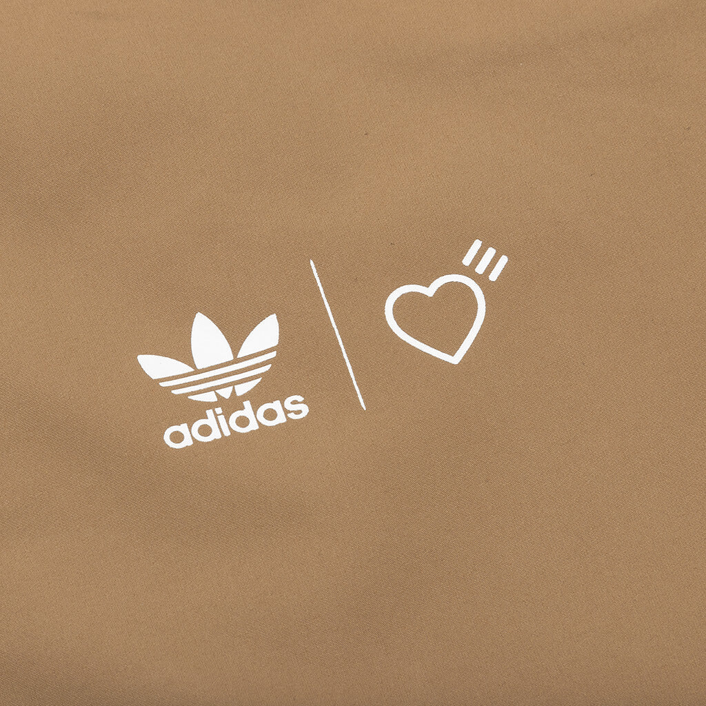 Windbreaker - Cardboard