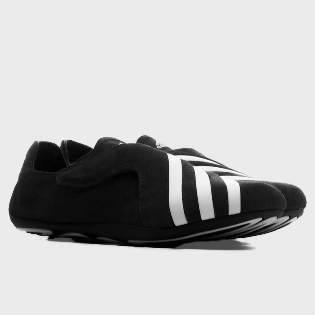 Yoga Vario - Core Black/Footwear White/Core Black