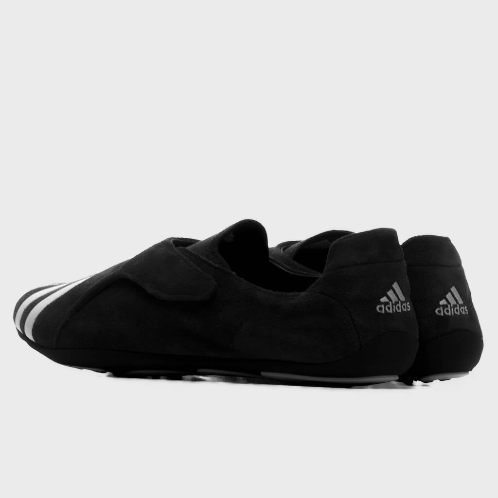 Yoga Vario - Core Black/Footwear White/Core Black