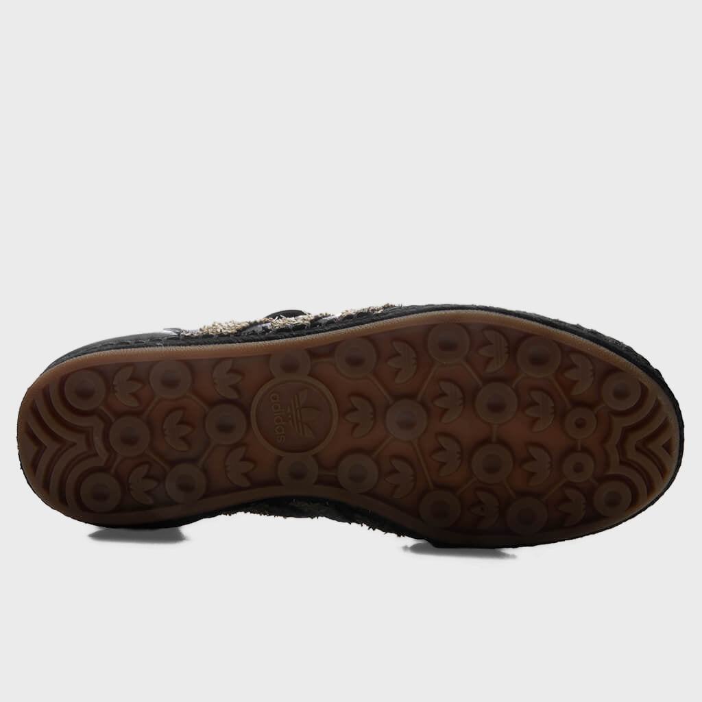 Mundial - Core Black/Hemp/Core Black
