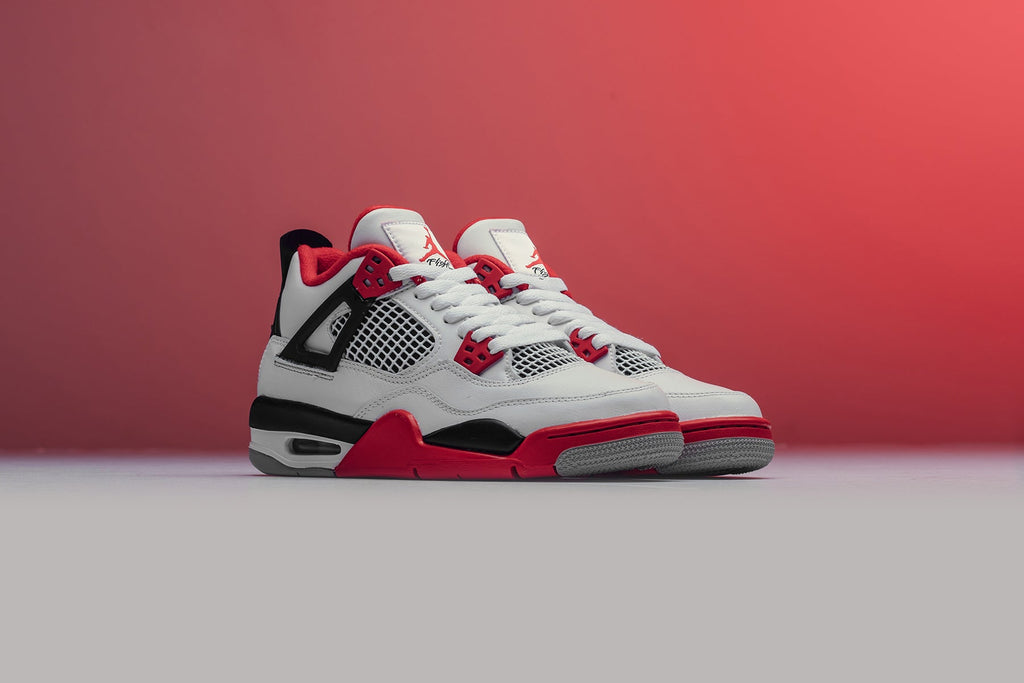 Air Jordan 4 Retro (GS) "Fire Red" - White/Black