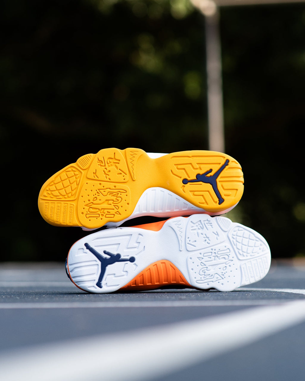Air Jordan 9 Retro Low 'What The Kilroy' - Black/Challenge Red
