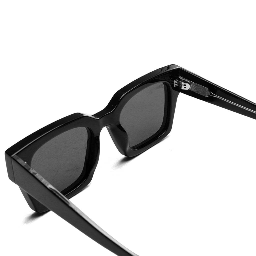Aura - Black/Black