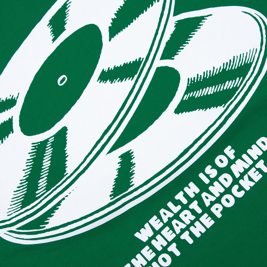 Moves Tee - Jolly Green