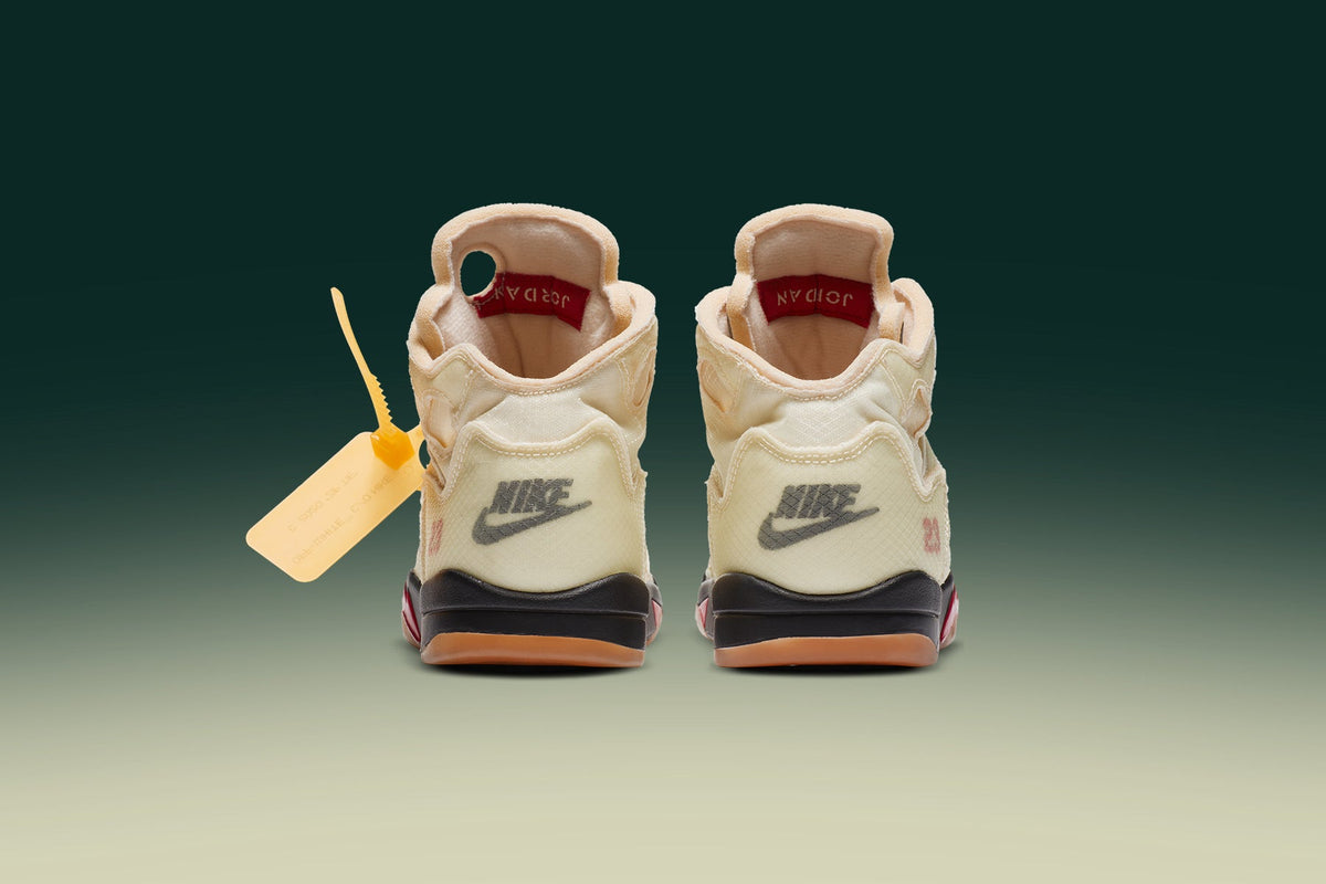 5 Retro SP (PS) - Sail/Fire Red