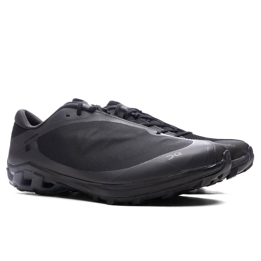 Cloudventure Peak - All Black