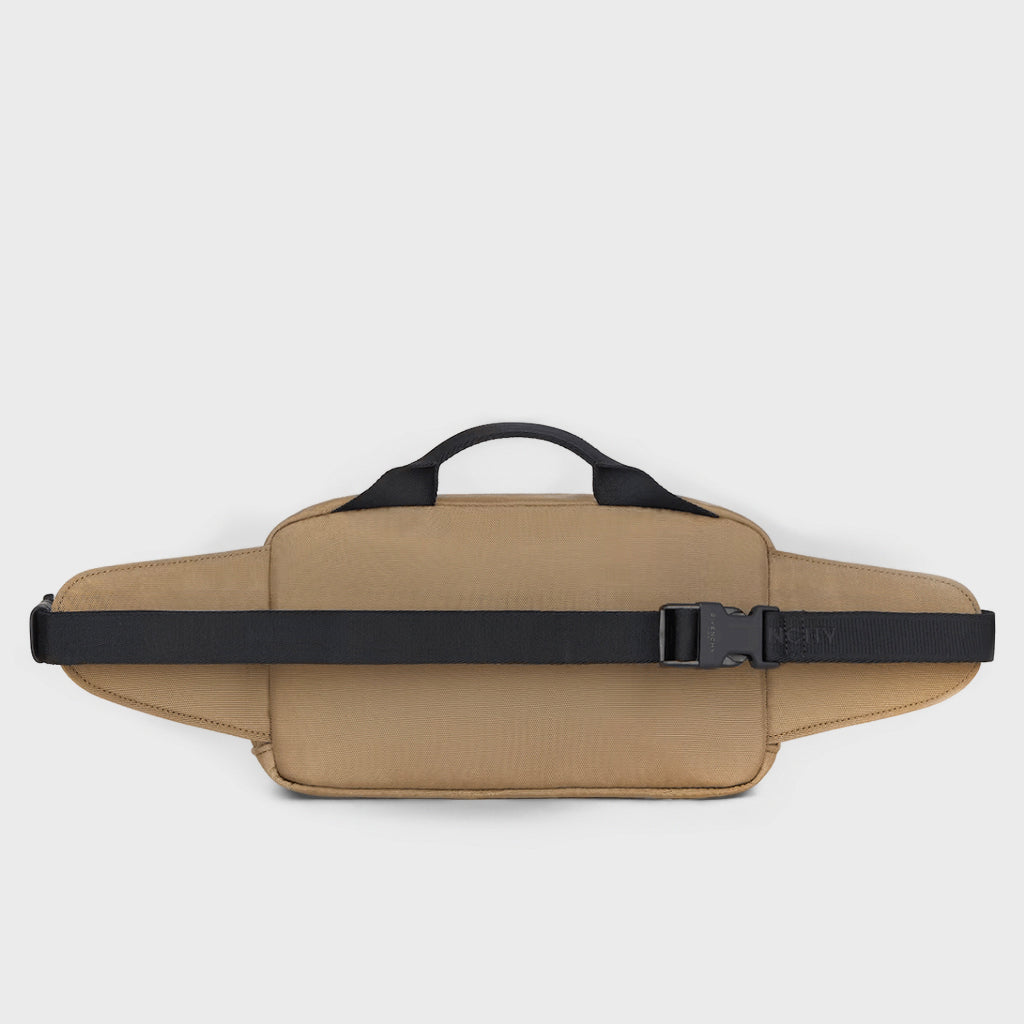 Essential U Belt Bag - Beige Camel