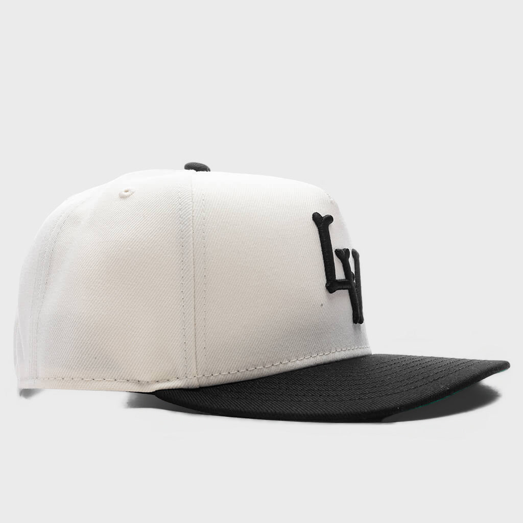 9FIFTY A-Frame Snapback Curve 'LV' Bones - Chrome/Black