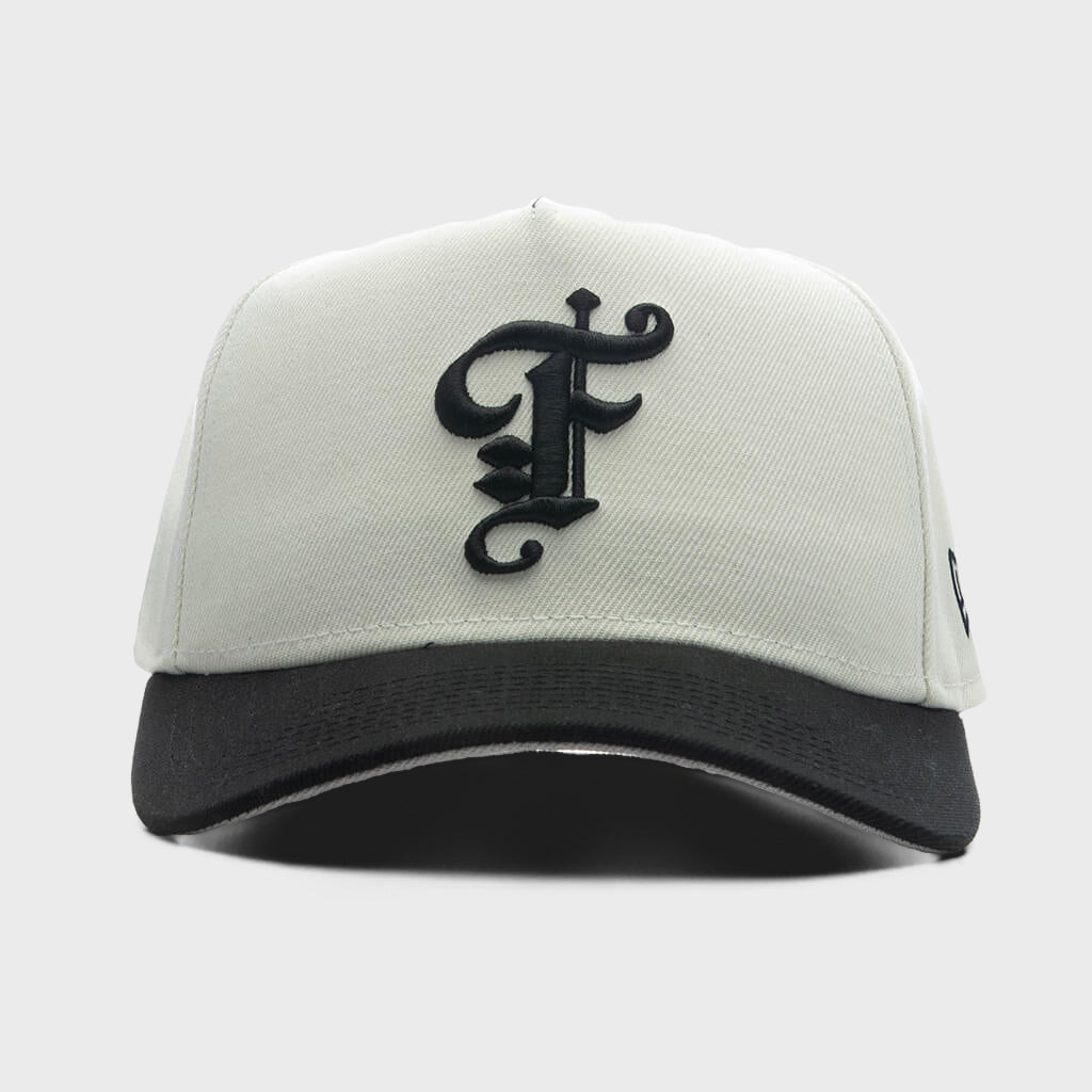 59FORTY Curved A-Frame Fitted Old English F - Chrome/Black