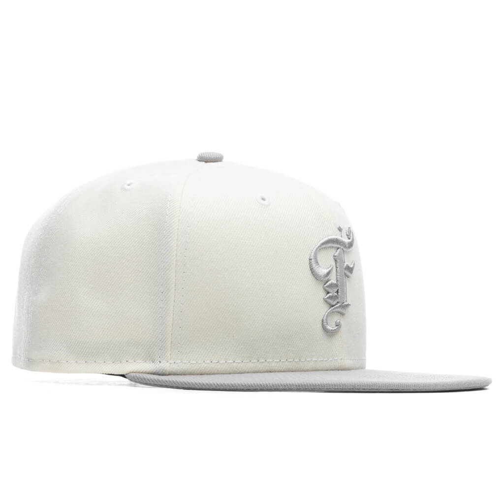 OE Fitted Cap - Off-White/Grey