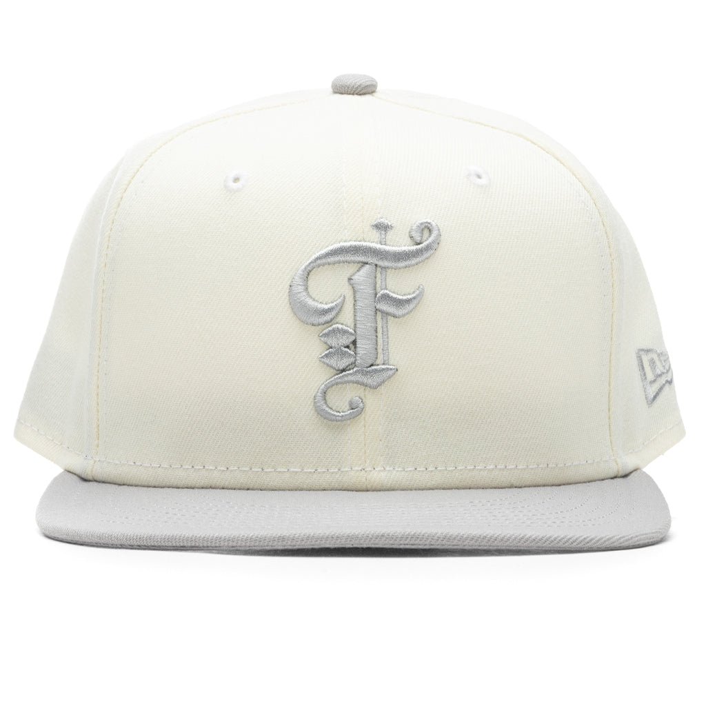 OE Fitted Cap - Off-White/Grey