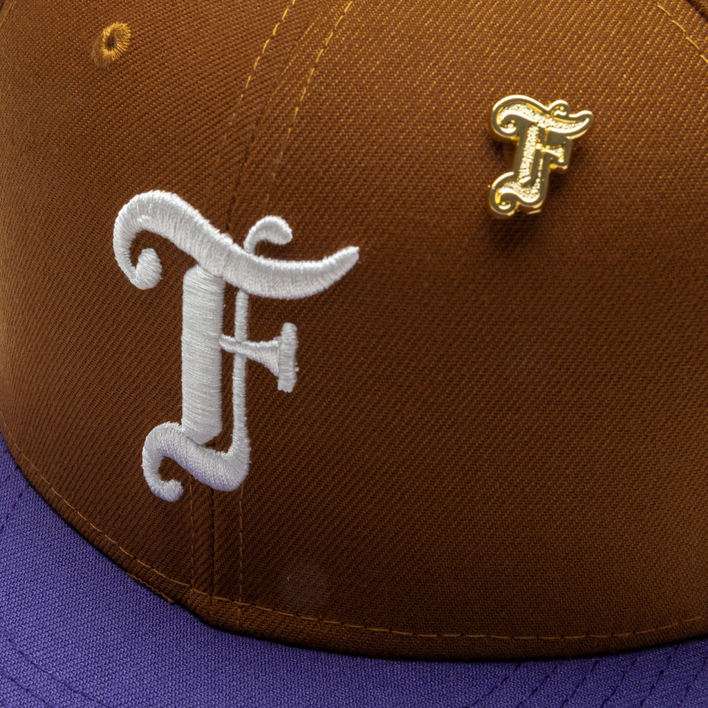 Old English F Snapback - Peanut/New Orchid