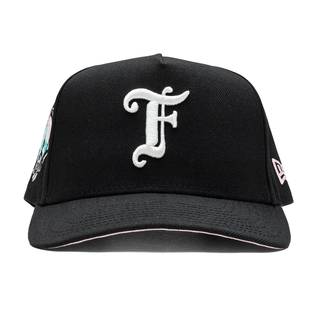 9FIFTY A-Frame Old English F La Jolla - Black/Pink