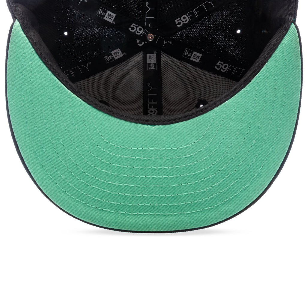 Old English Las Vegas Fitted - Black/Mint