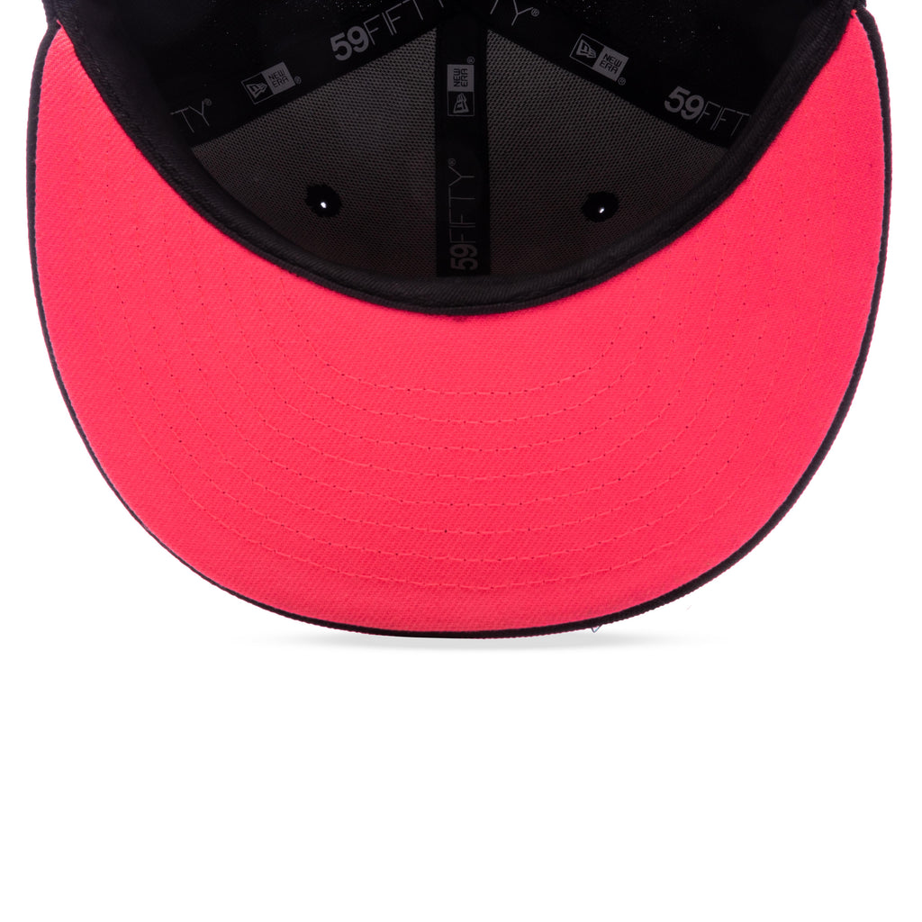Old English Plaza Fitted - Black/Pink Glow