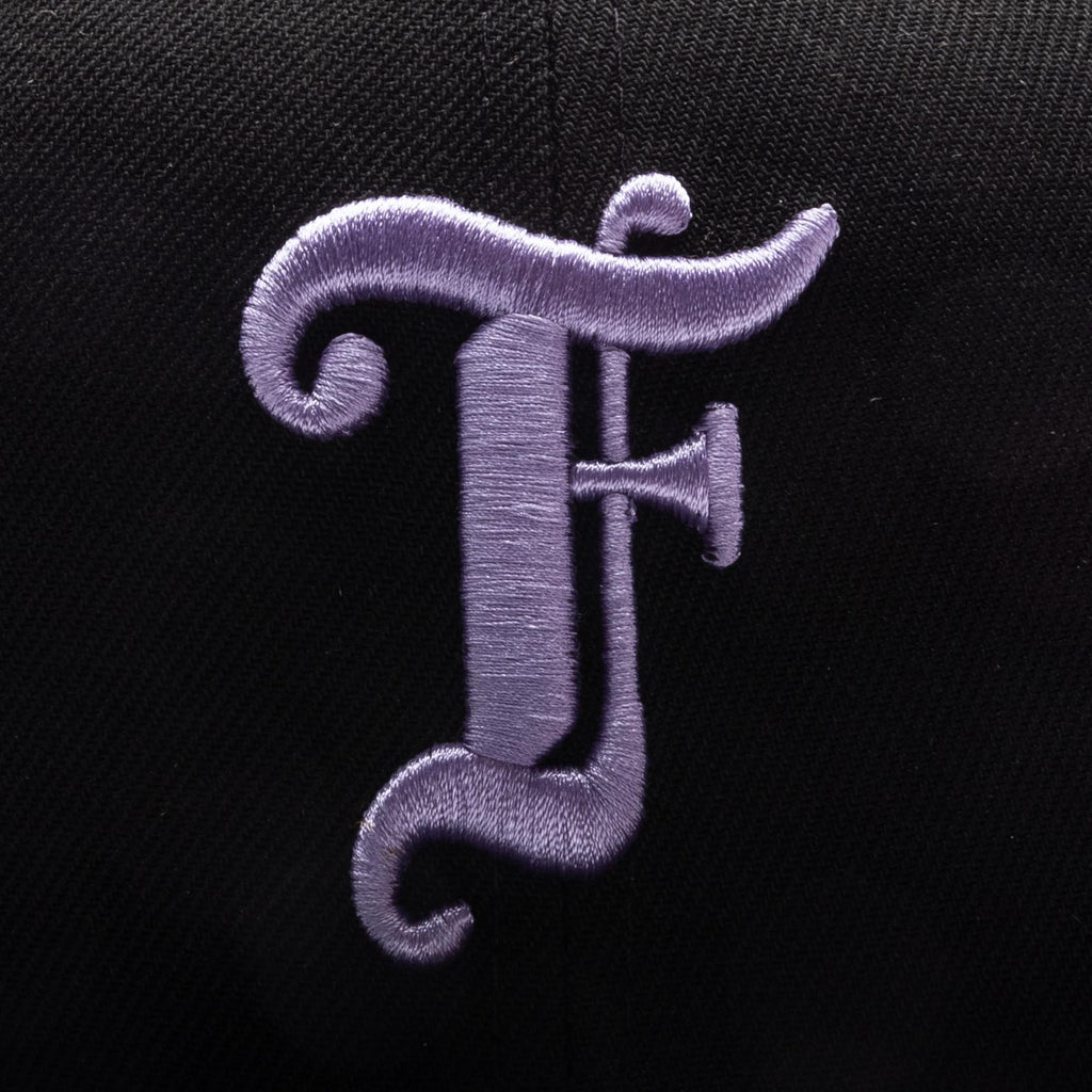 Old English Scottsdale Snapback - Black/Purple