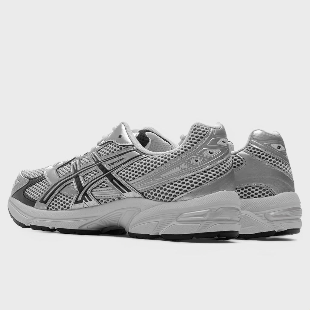 GEL-1130 - White/Black