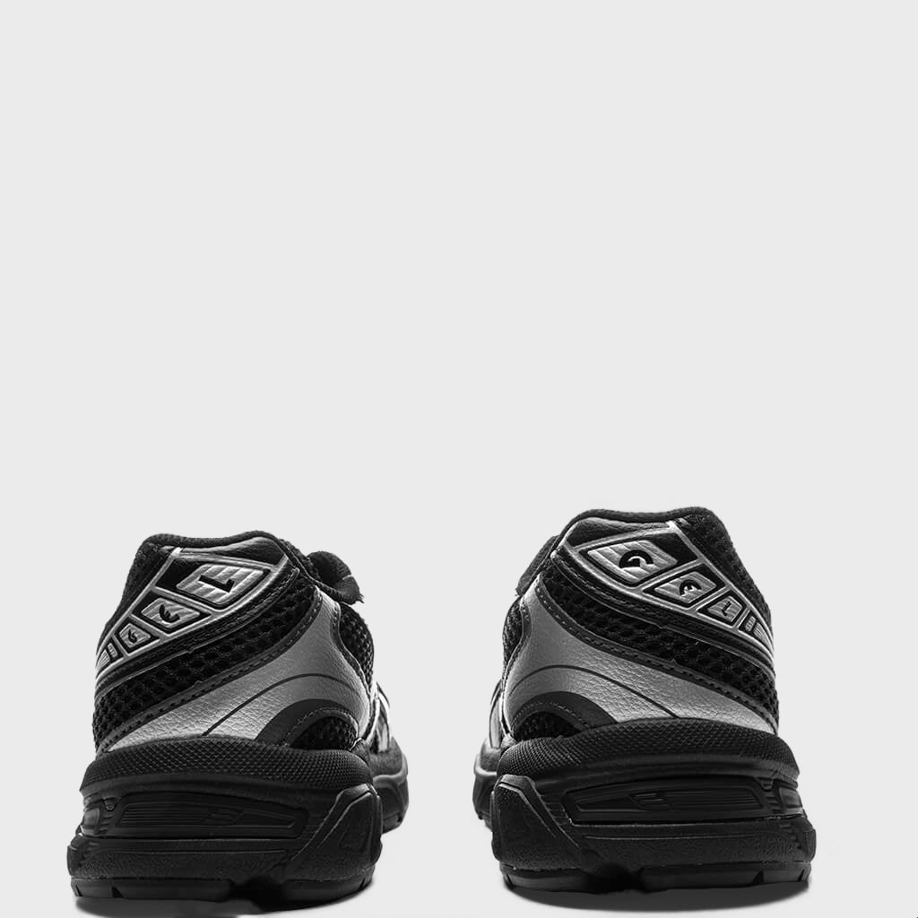 GEL-1130 (PS) - Black/Pure Silver