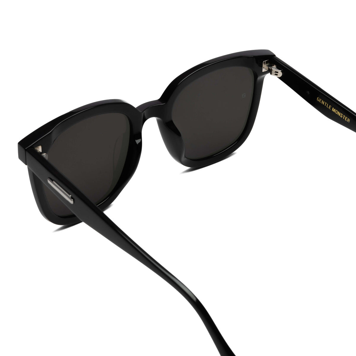 JACKIE 01