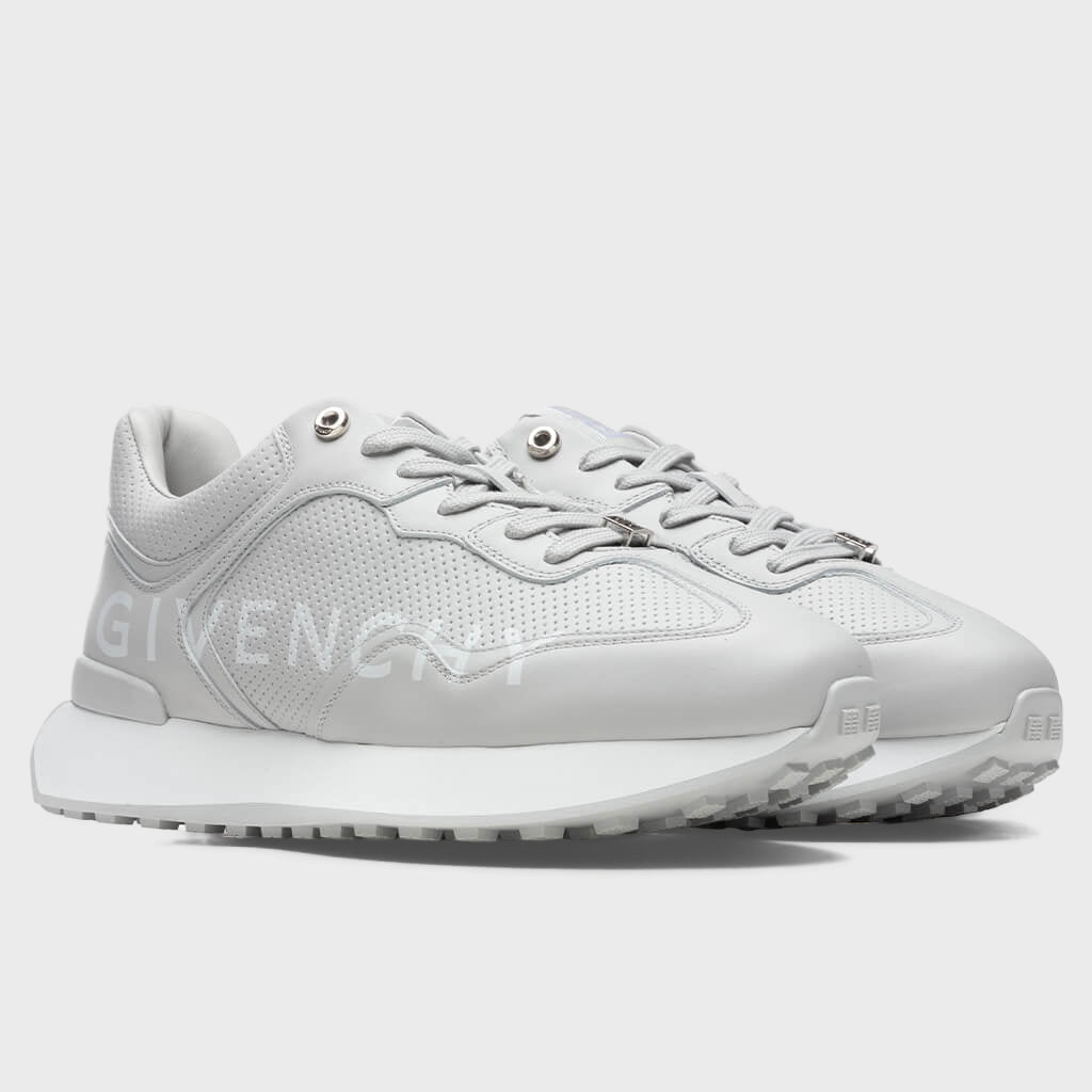 GIV Runner Sneaker - Cloud Grey