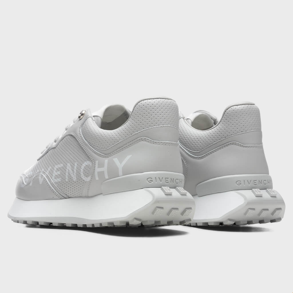 GIV Runner Sneaker - Cloud Grey
