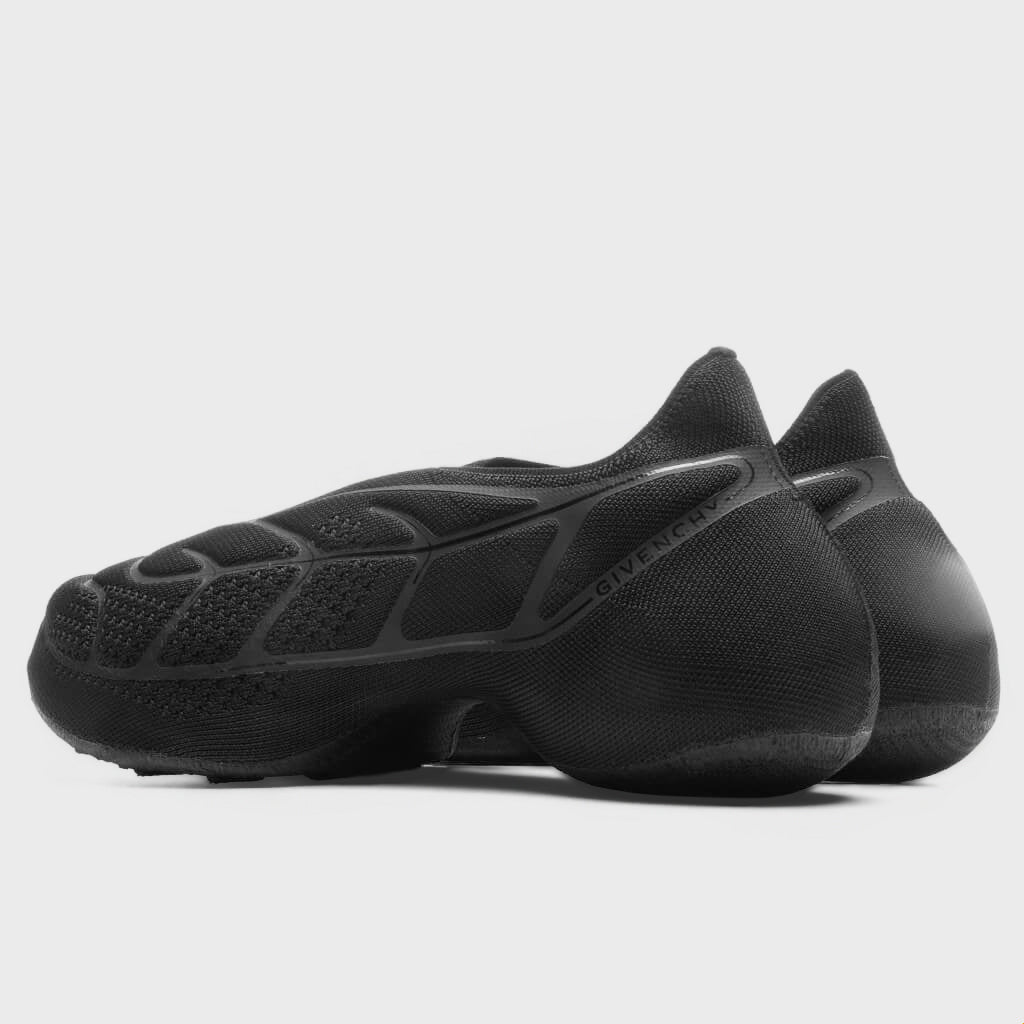 TK-360 Plus Sneakers - Black