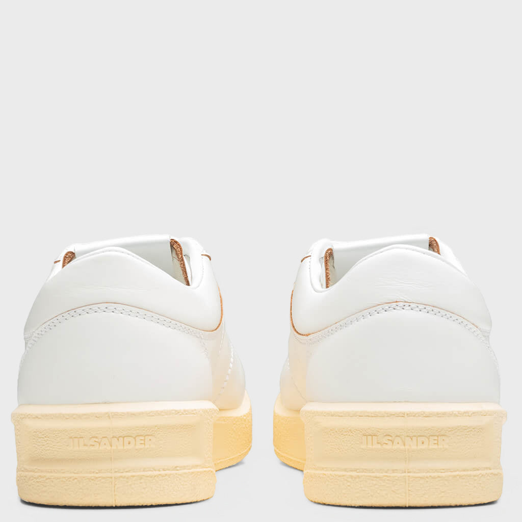 Cow Leather W/ Contrast Base - White