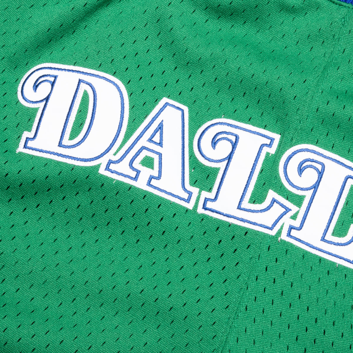 NBA Classics Shorts - Dallas Mavericks '81