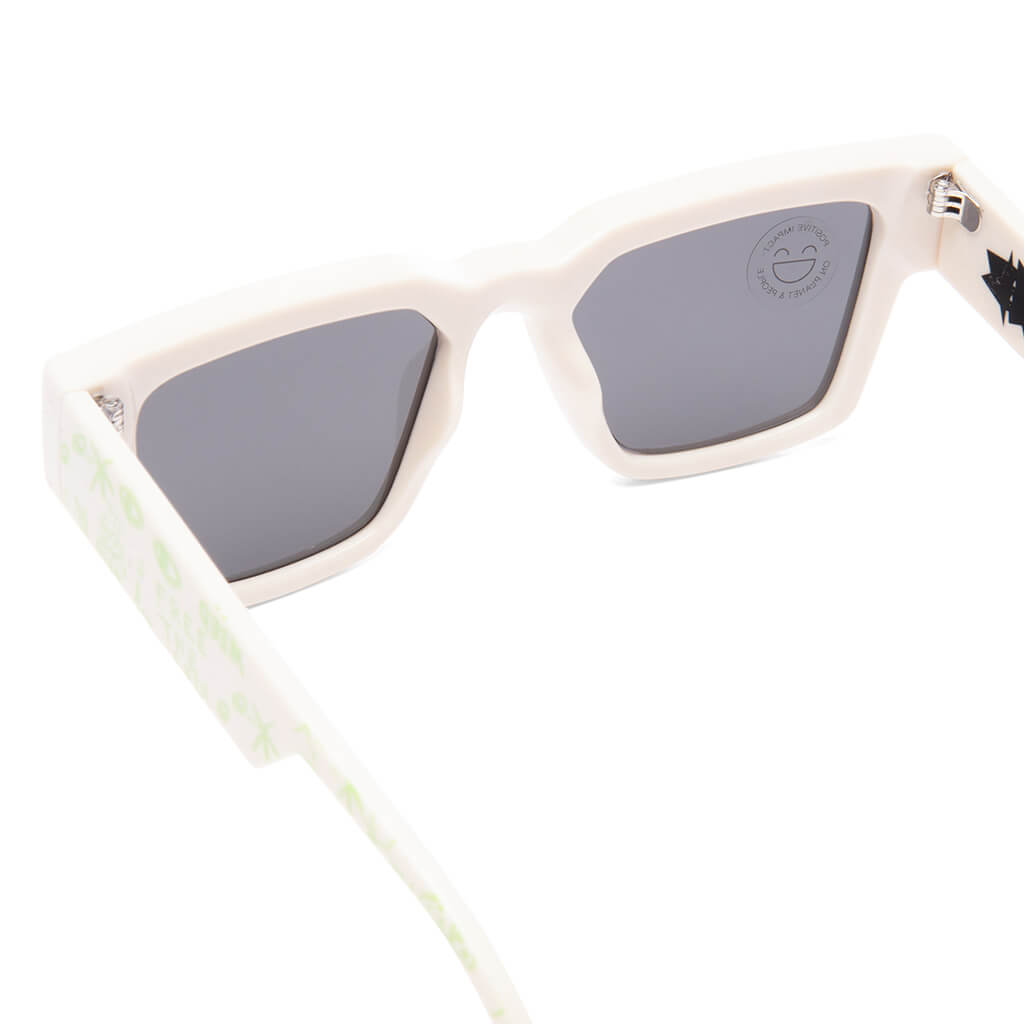 The Jaki Sunglasses - Egg Shell