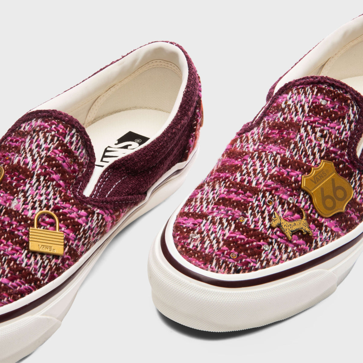 Premium LX Classic Slip-On 98 Cardigan - Brown/Pink