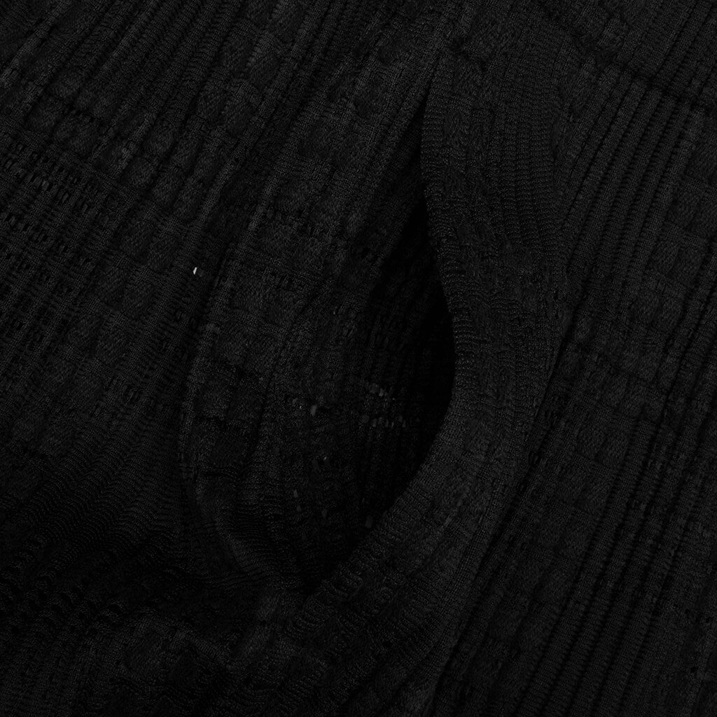 Lace Grid Pleats Shorts - Black
