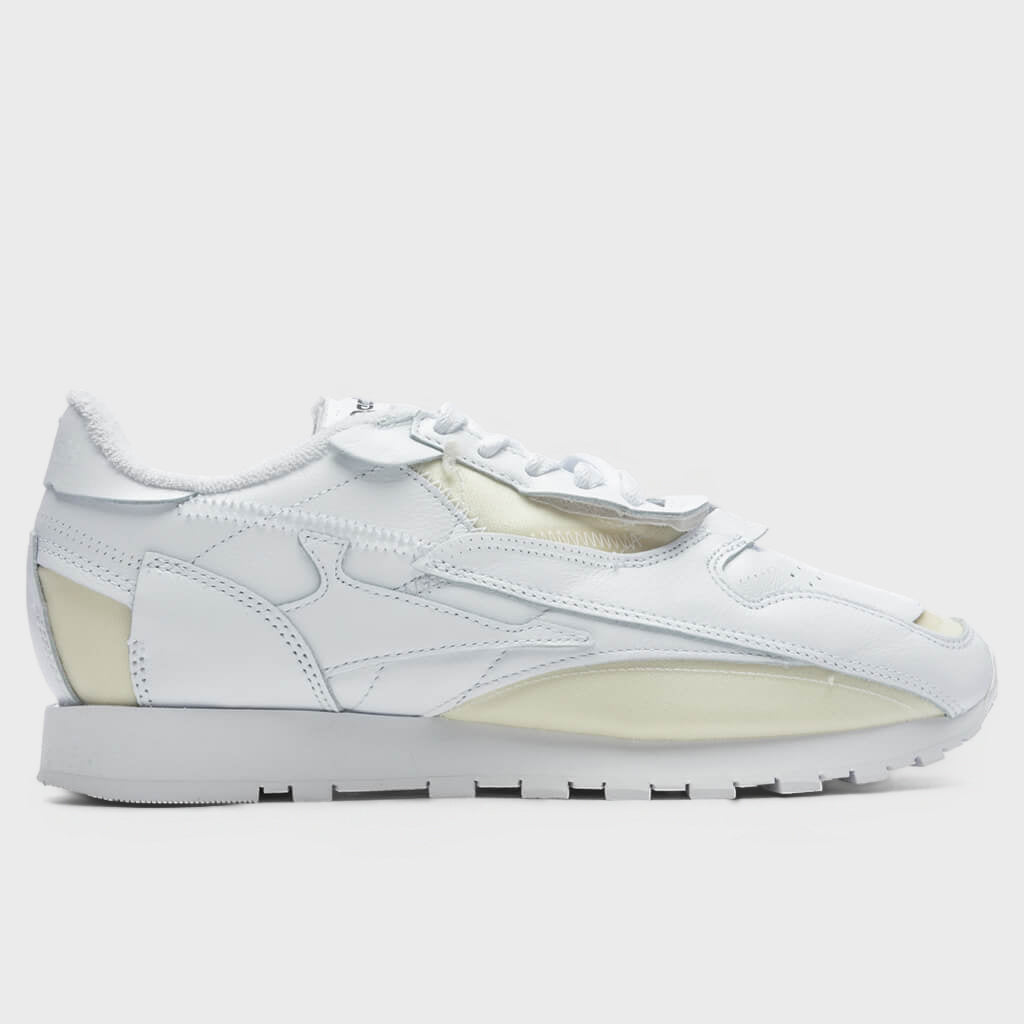 Classic Leather ‘Memory Of’ Sneakers  - White