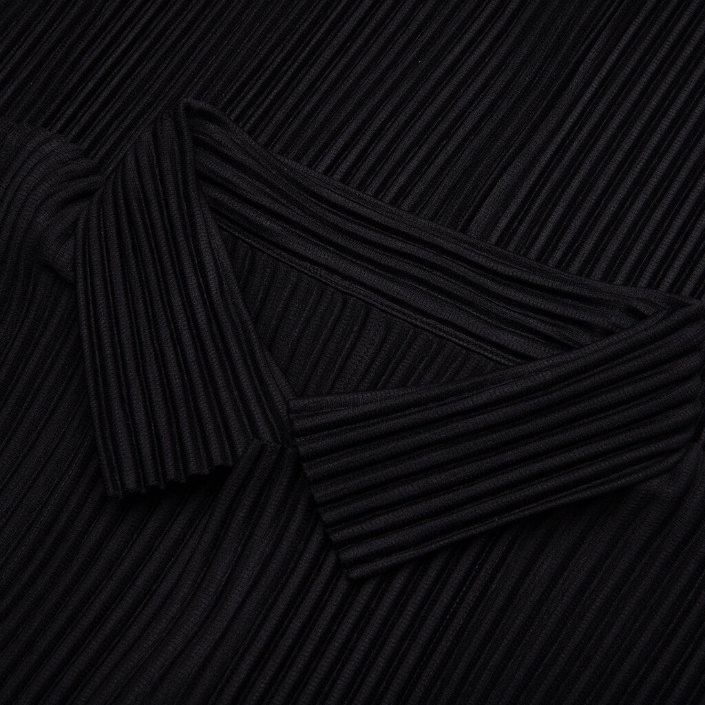 MC April Button Up - Black