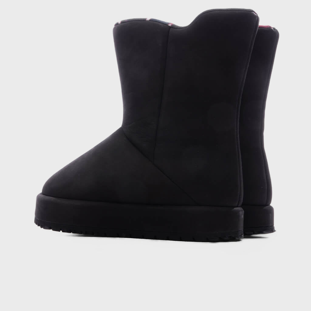 Neve Nabuk Boot - Black