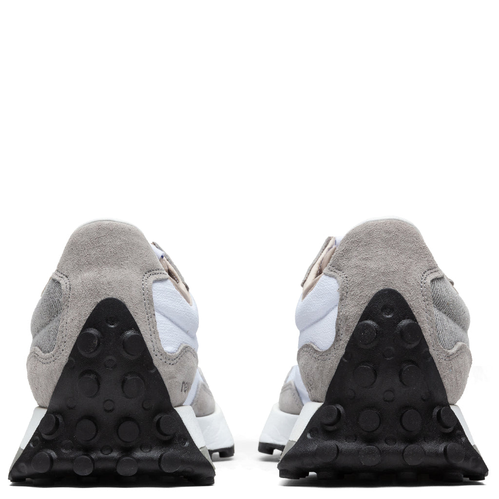 New Balance x Levis 327 - Grey
