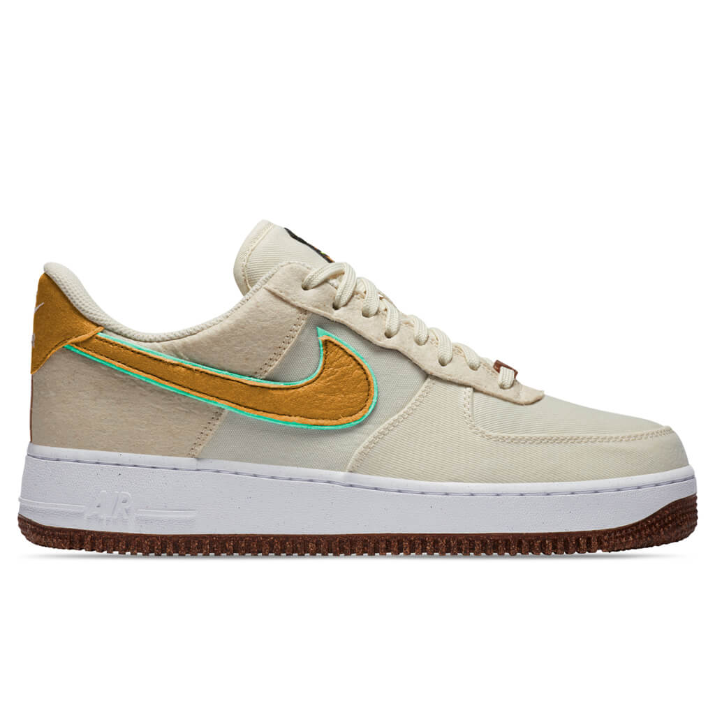 Nike Air Force 1 '07 Premium - Coconut Milk/Metallic Gold