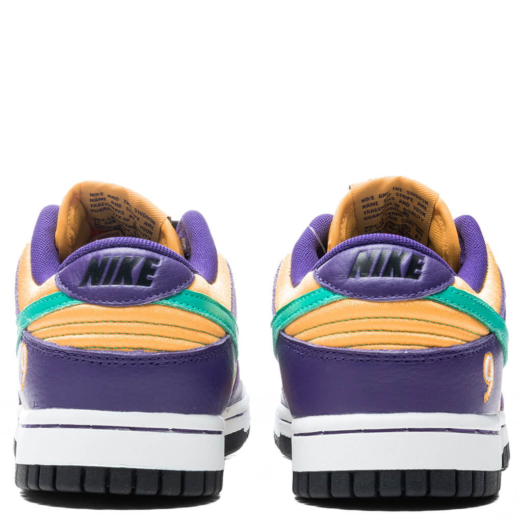 Dunk Low Women's - Court Purple/Clear Emerald