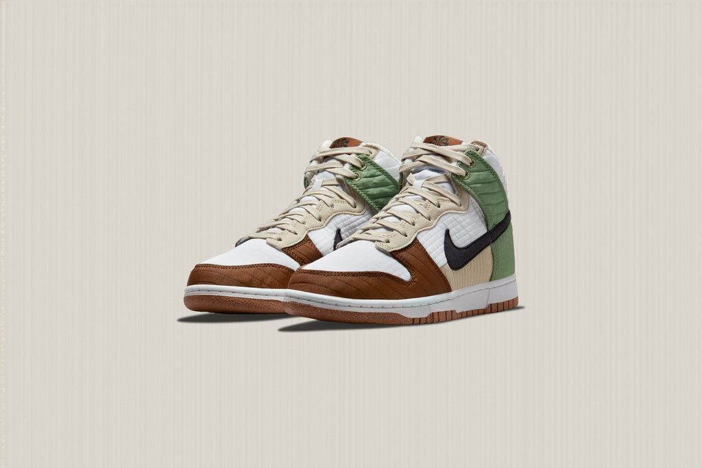 Women's Dunk High LX - Summit White/Black/Oil Green