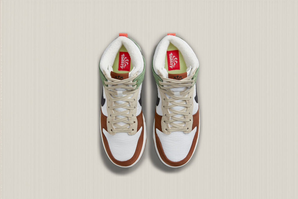 Women's Dunk High LX - Summit White/Black/Oil Green