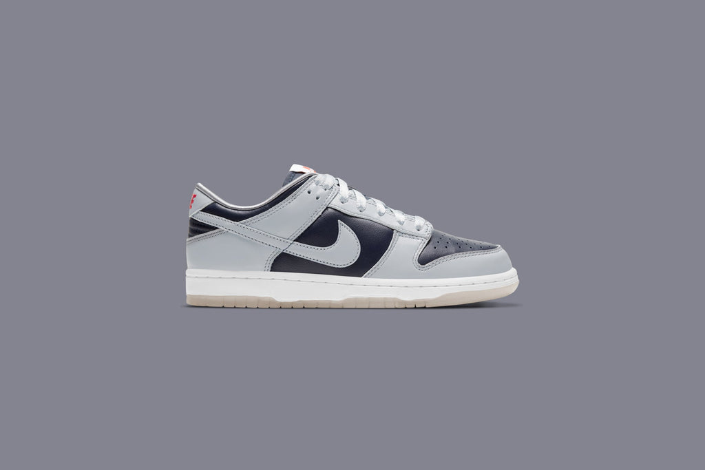 Women's Dunk Low SP - College Navy/Wolf Grey